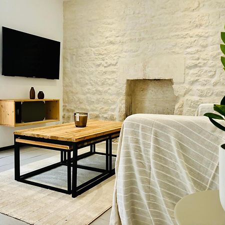 La Maison Du Parc, Charme Et Tranquillite Niort Bagian luar foto