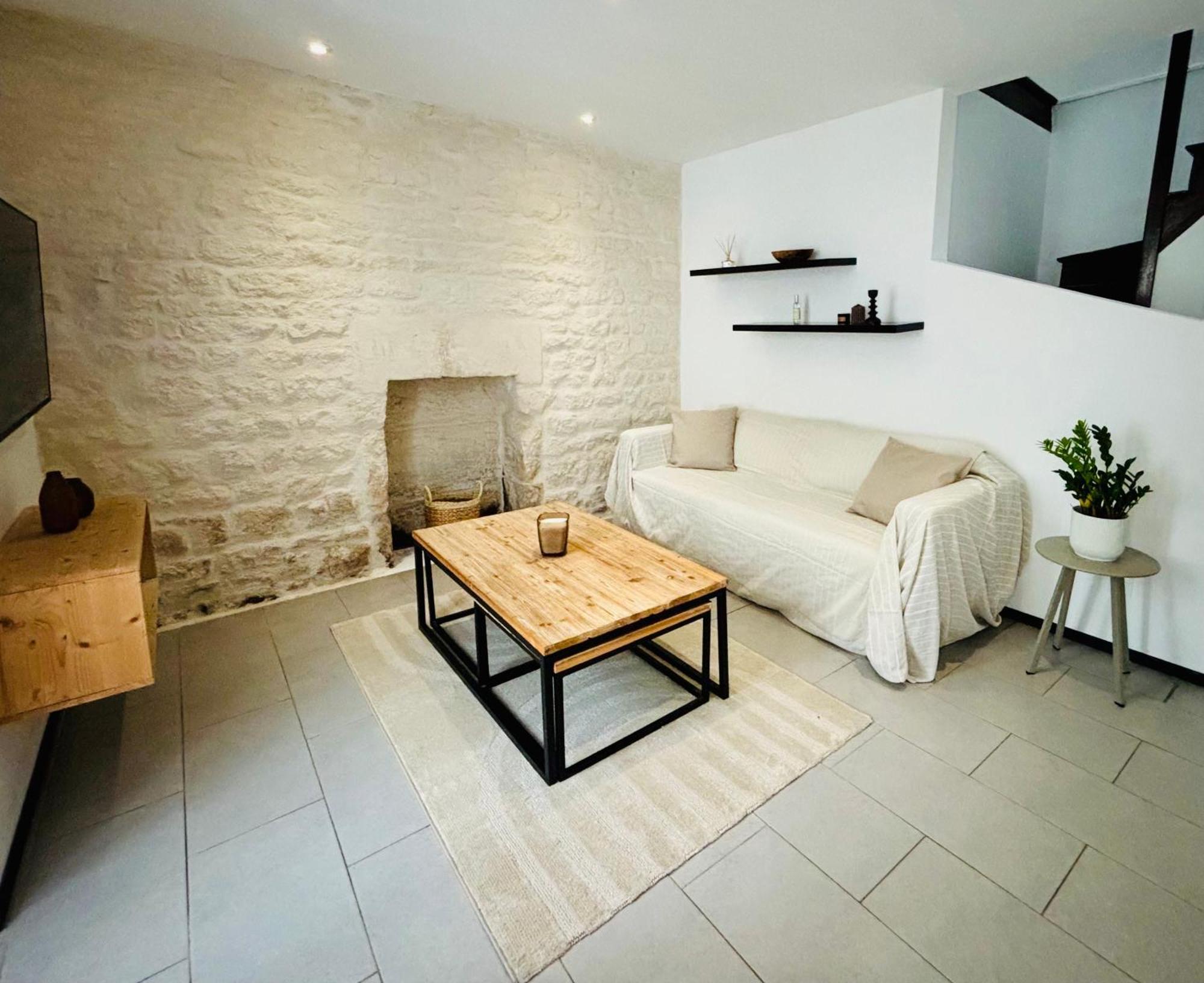 La Maison Du Parc, Charme Et Tranquillite Niort Bagian luar foto